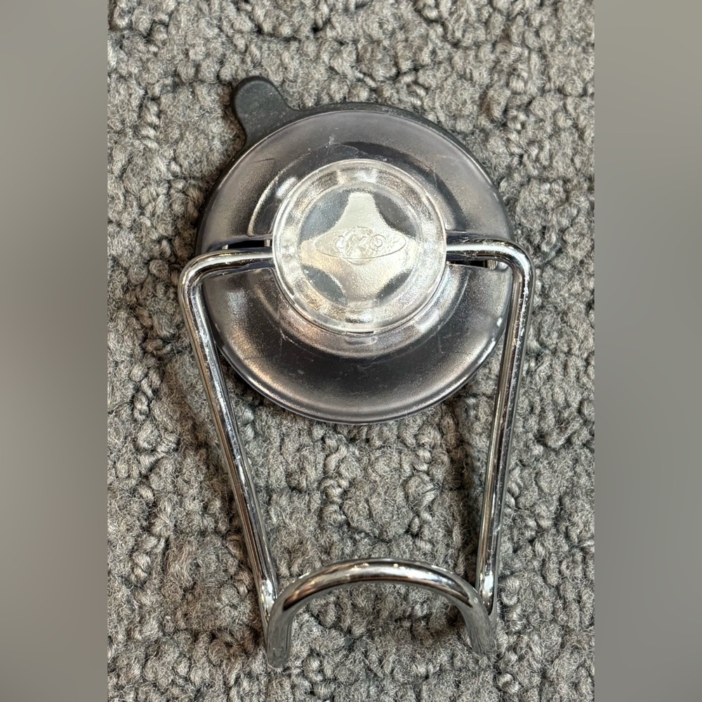 Oxo Stronghold Suction Hook Holder